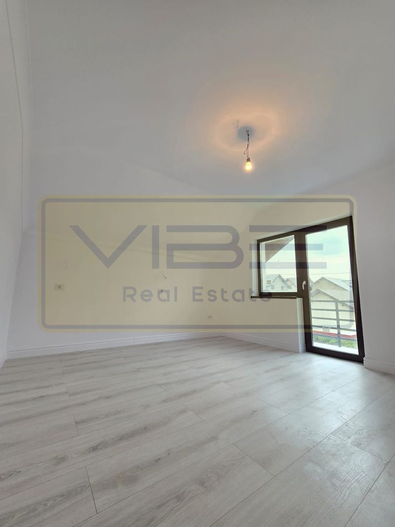 Vila 5 camere- teren 500mp- 140mp Miroslava- Cornesti - Poză 9