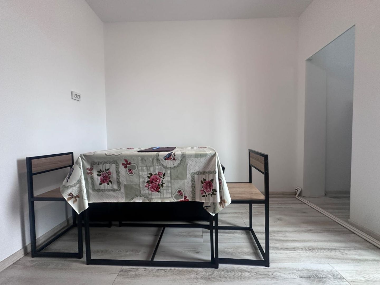Renovat! Inchiriere apartament cu 2 camere in micro 4 - Targoviste - Poză 7