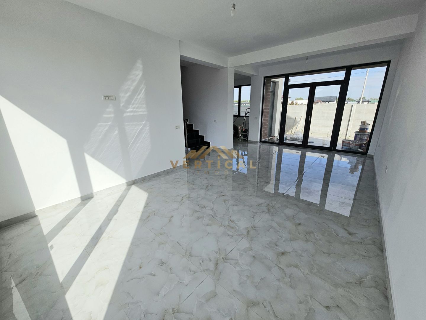 Vila 4 camere in centrul comunei Berceni - Poză 12