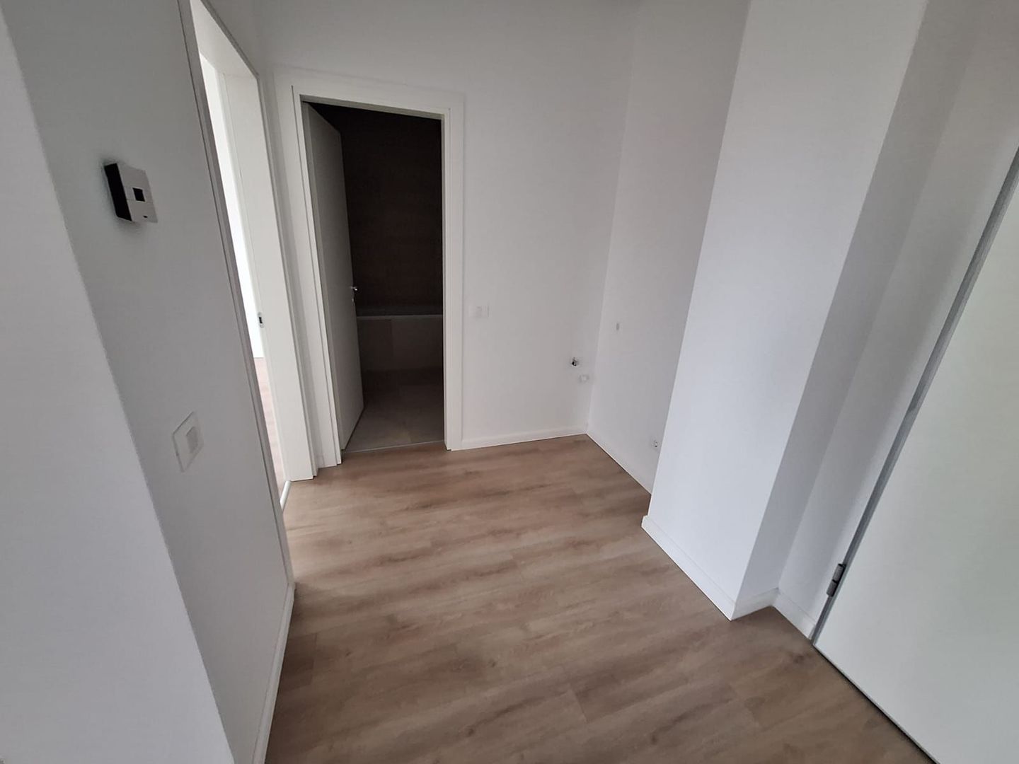 Apartament 3 camere . 55  mp ,Calea Torontalului - Poză 3