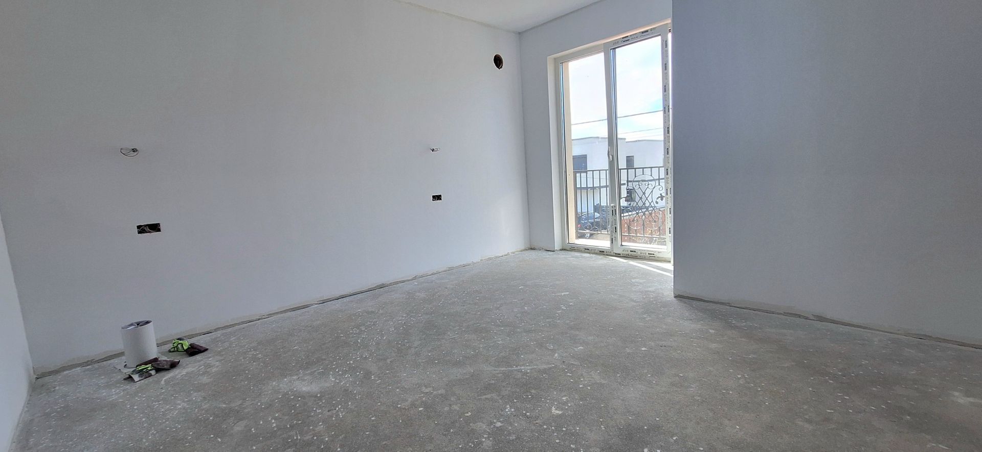 Casa cu garaj- contructie tip duplex - Poză 11