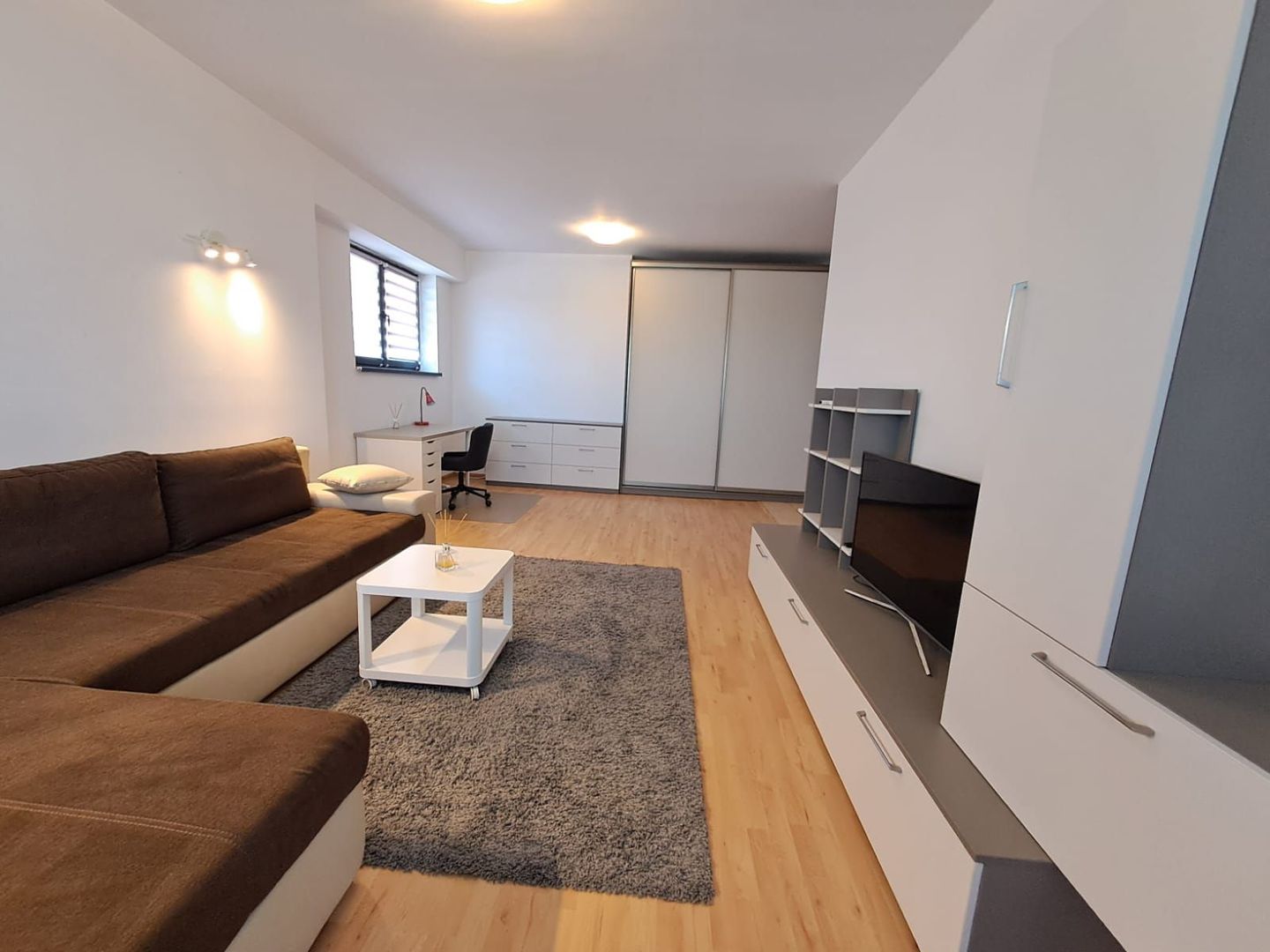 Apartament 2 camere 13 Septembrie Marriott Mall Prosper - Poză 1