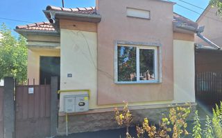 BRASADAS vinde casa mare cu teren pe strada Dara - Poză 1