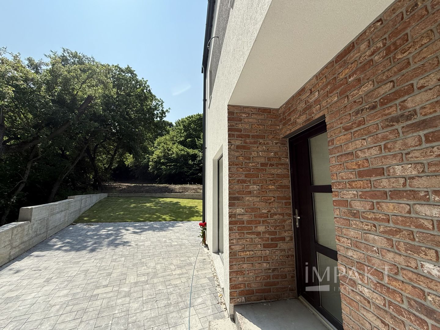 Case cuplate la liziera padurii , ideale pentru 2 familii ! - Poză 6