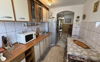 Apartament 3 camere decomandat | 2 balcoane | pivniță | Valea Aurie - Poză 3