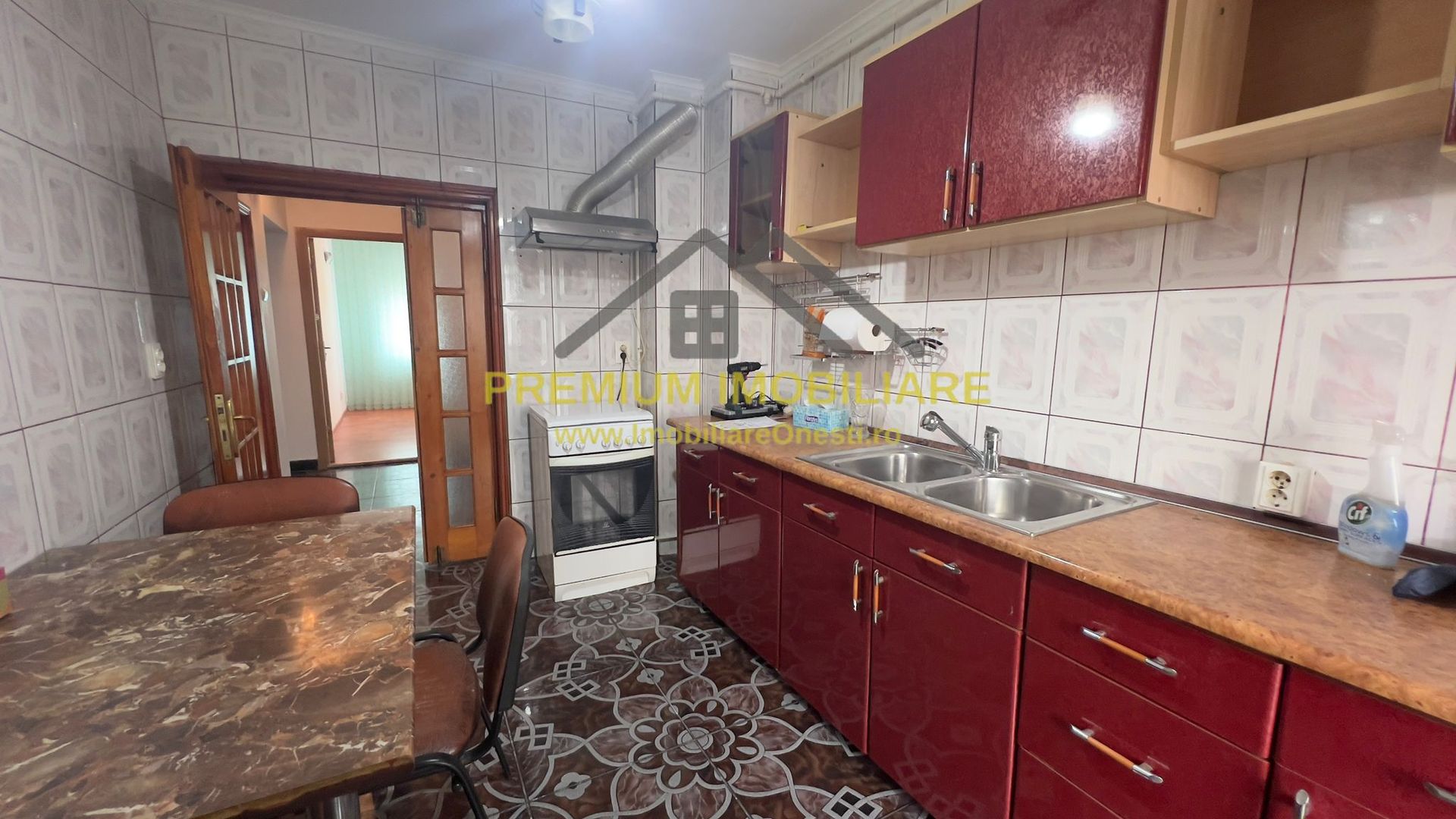 Apartament 3 camere etaj 1 de vanzare - Poză 10