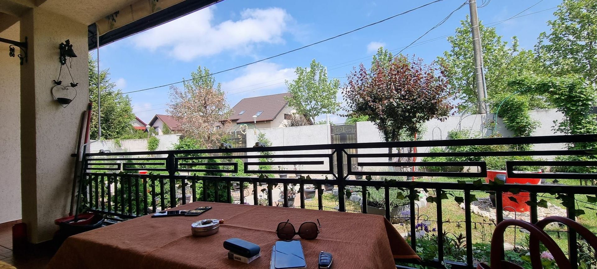 Parter cu structură pentru etaj, curte amenajată și organizare impeca - Poză 32