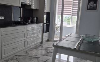 Chirie, apartament 2 camere 73 mp, str. Avram Iancu, Rîșcani - Poză 3