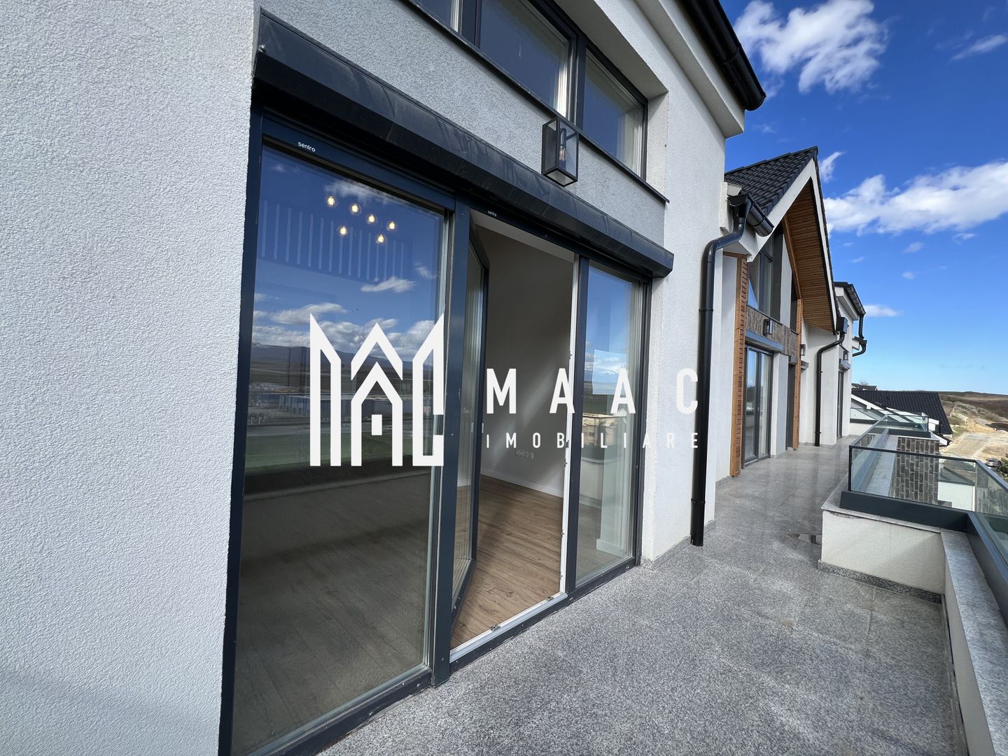 Apartament 4 camere | Balcon | 2 Bai | Parcare - Poză 19