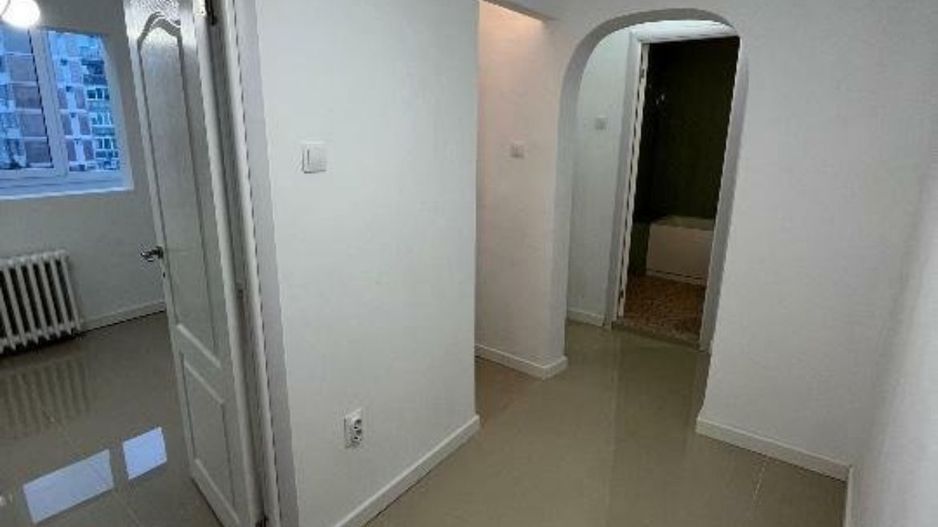 APARTAMENT LUJERULUI-METROU  RENOVAT - Poză 6