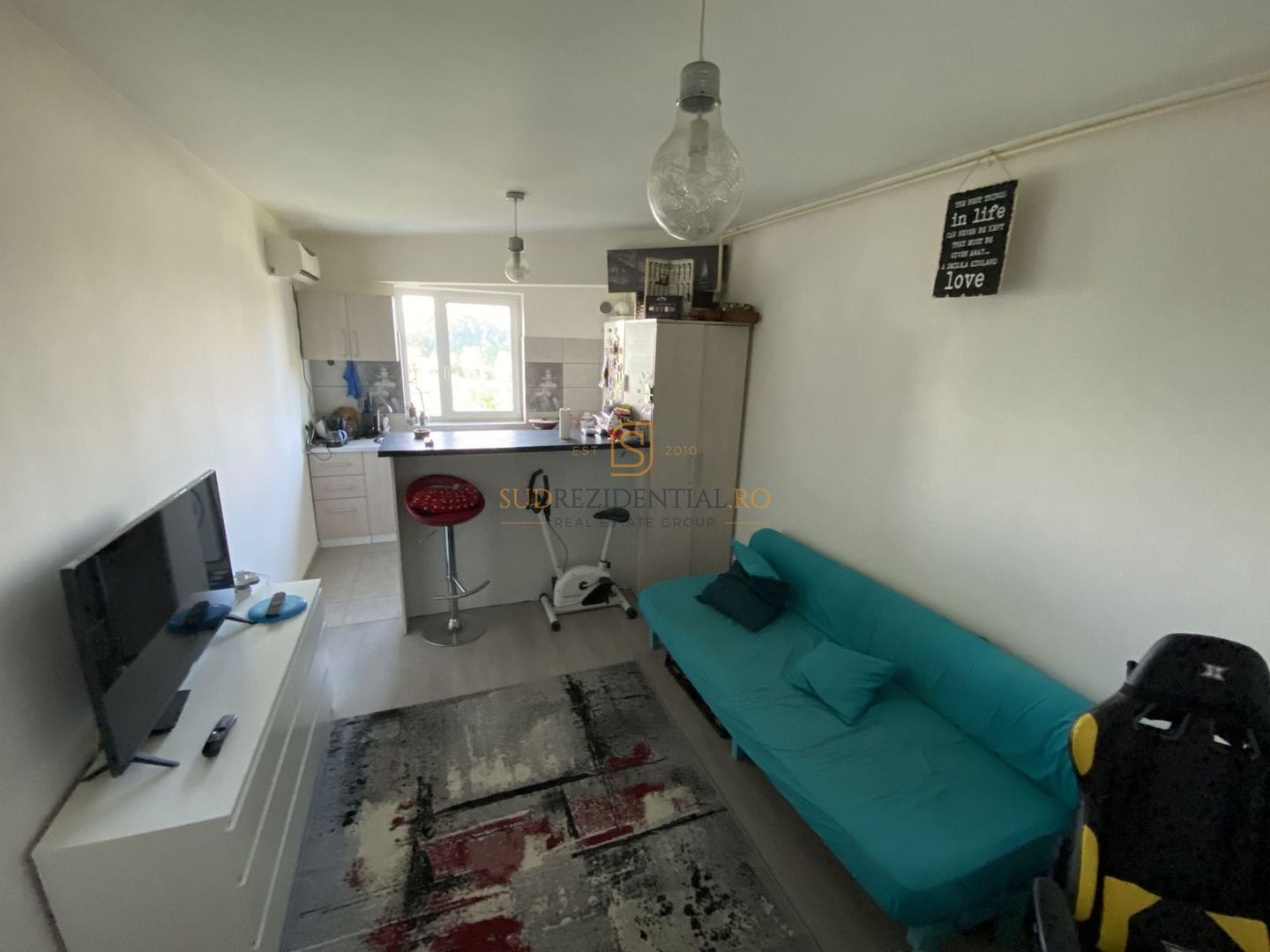 Apartament cu 2 camere, semidecomandat, metrou Berceni, Comision 0% - Poză 1