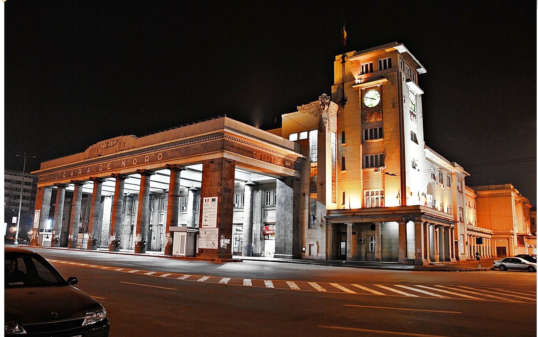 Casa 3 camere || Suprafata totala 265Mp || Curte 110Mp || Gara De Nord Sector 1 - Poză 1