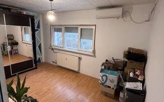 Apartament  4 camere de vanzare Apusului - Poză 2