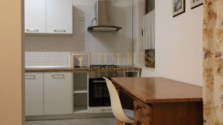 Zona de nord, Toronto Residance, mobilat modern. Loc parcare - Poză 4