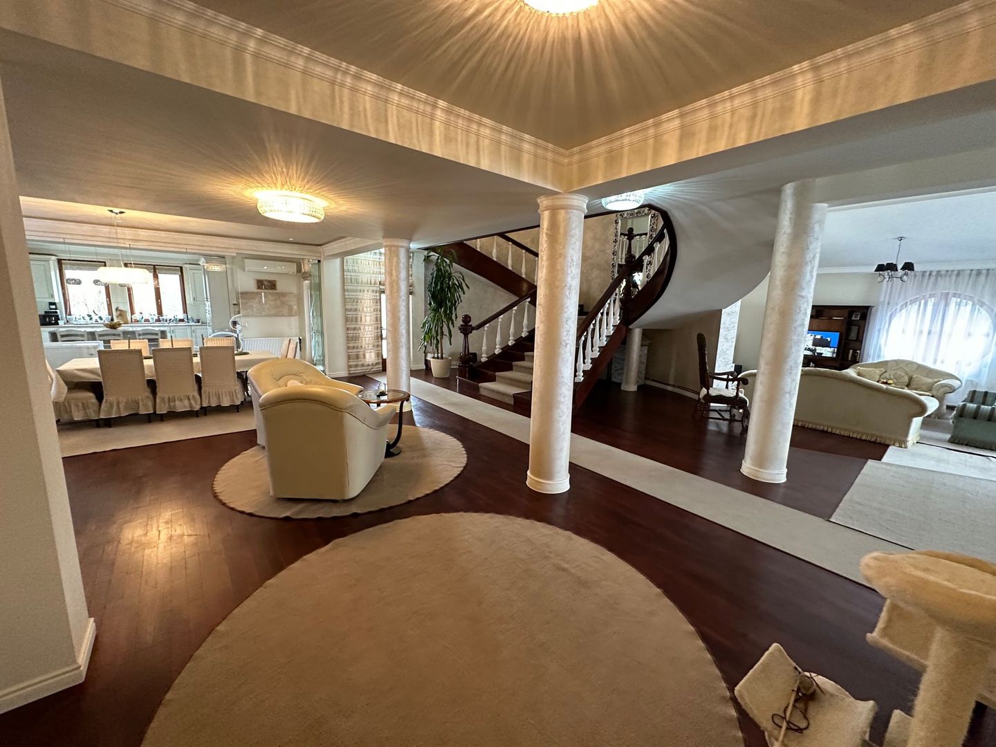 Casa la artera pretabilă Clinica medicala / birouri - Poză 6