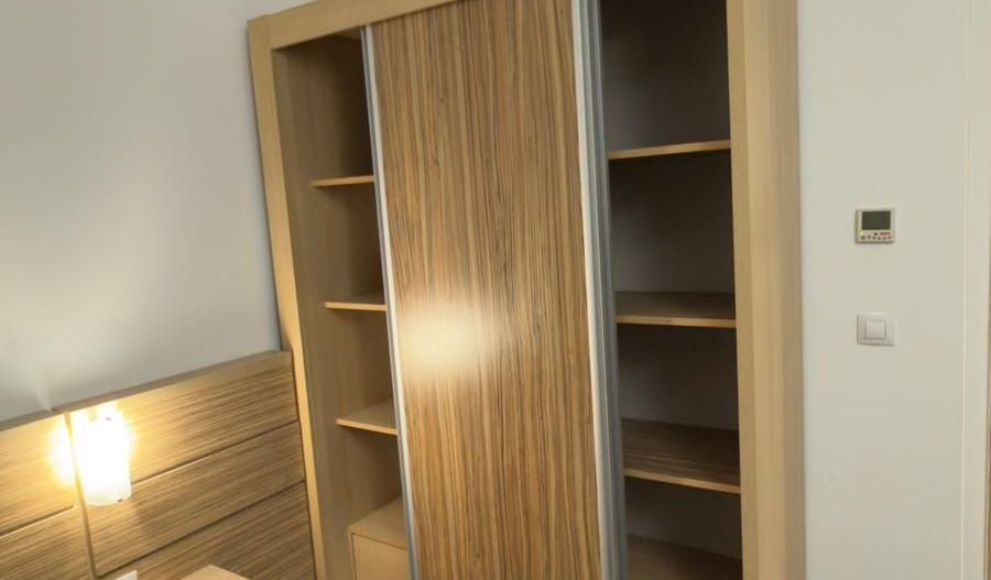 Vânzare Apartament 2 Camere Decomandat Rin Grand Hotel - Poză 11