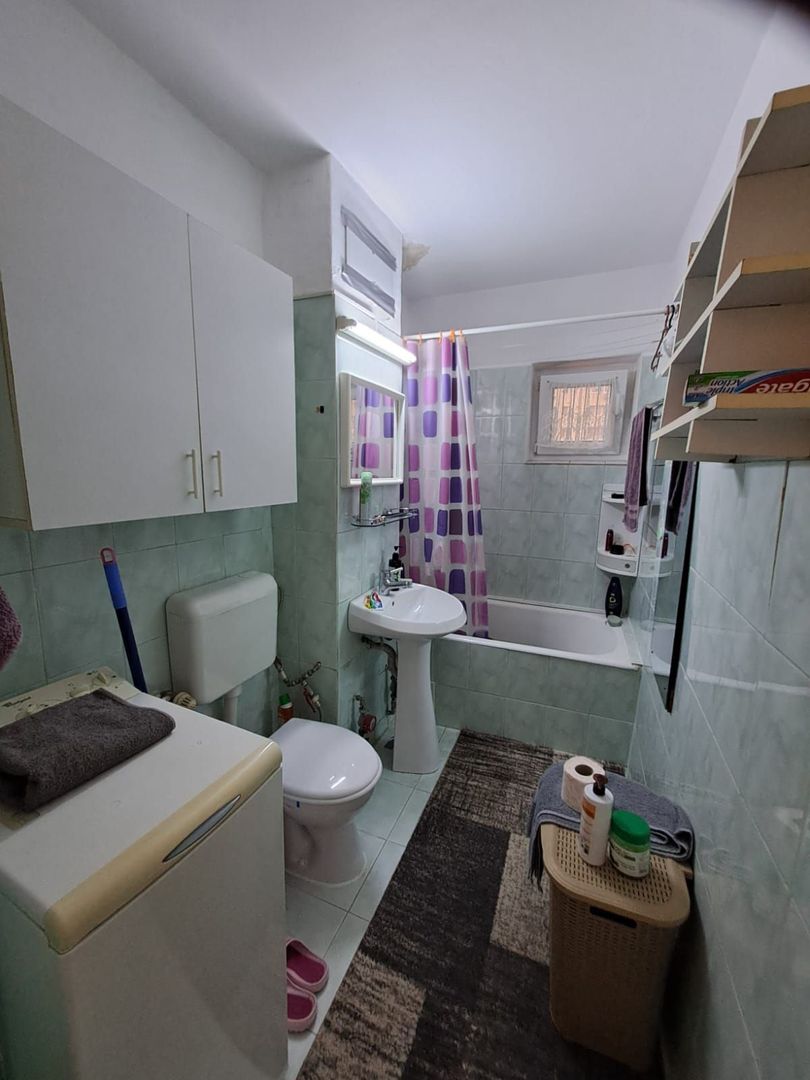 Apart 1 camera decomandat Sagului-Piata Doina - Poză 5