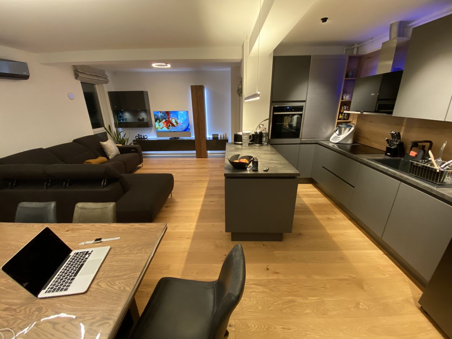 Penthouse Calea Aradului -  terasa 40 mp - Poză 41