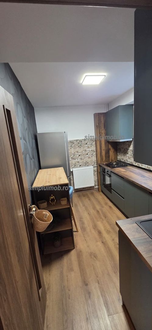 Decomandat Renovat Mobilat 2 Camere Giurgiului - Poză 17