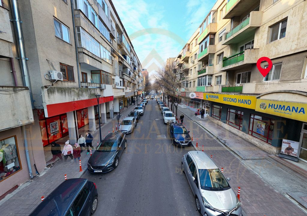 Ultracentral - Apartament cu 7 camere situat la etaj 1 , vedere bilaterală. - Poză 29