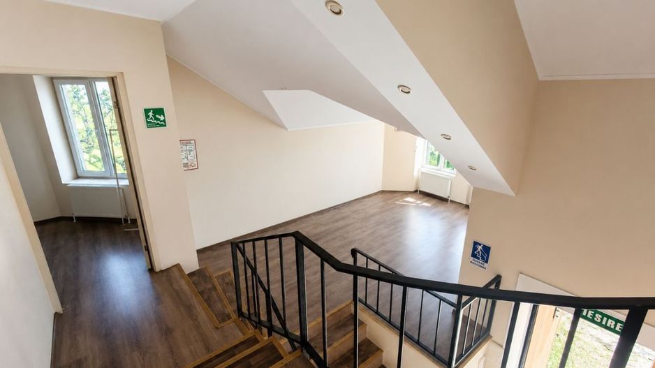 Casă în Doroțcaia – 140 m² | 13,71 ari | 6 camere + living - Poză 21