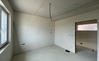 Duplex despartit prin camera tehnica - 4 Dormitoare - Urseni - Poză 11