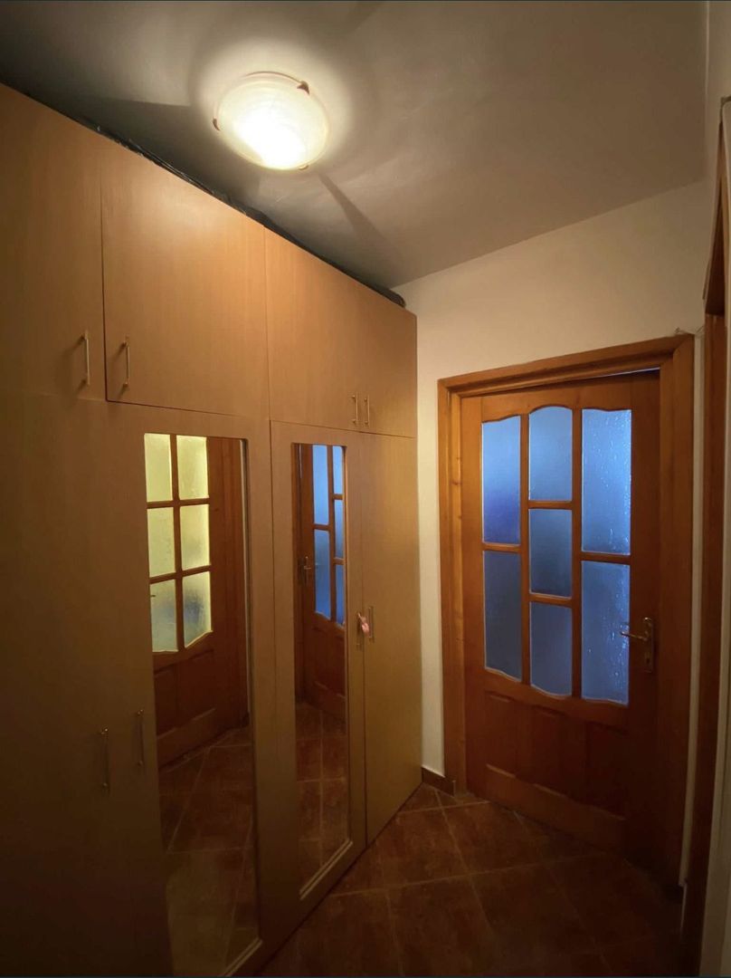 Vand Garsoniera pe Alex Lapusneanu 110 Bl 17 - Poză 3