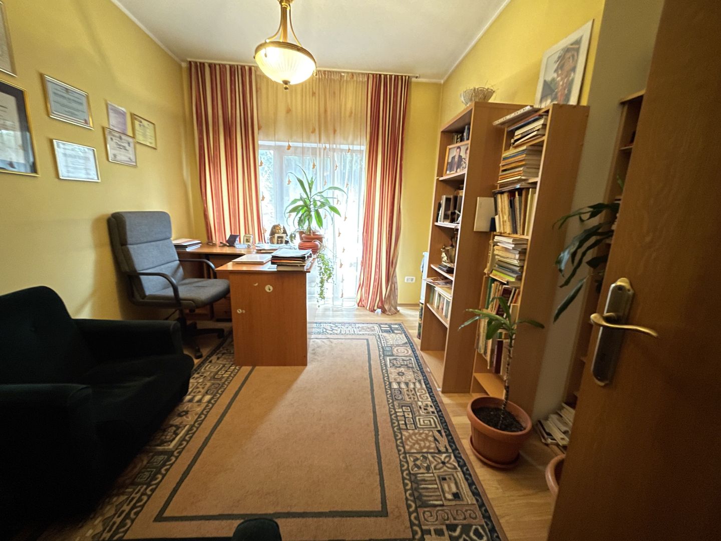 Casă individuală de vânzare în zona Blascovici-Bogdanestilor - Poză 11