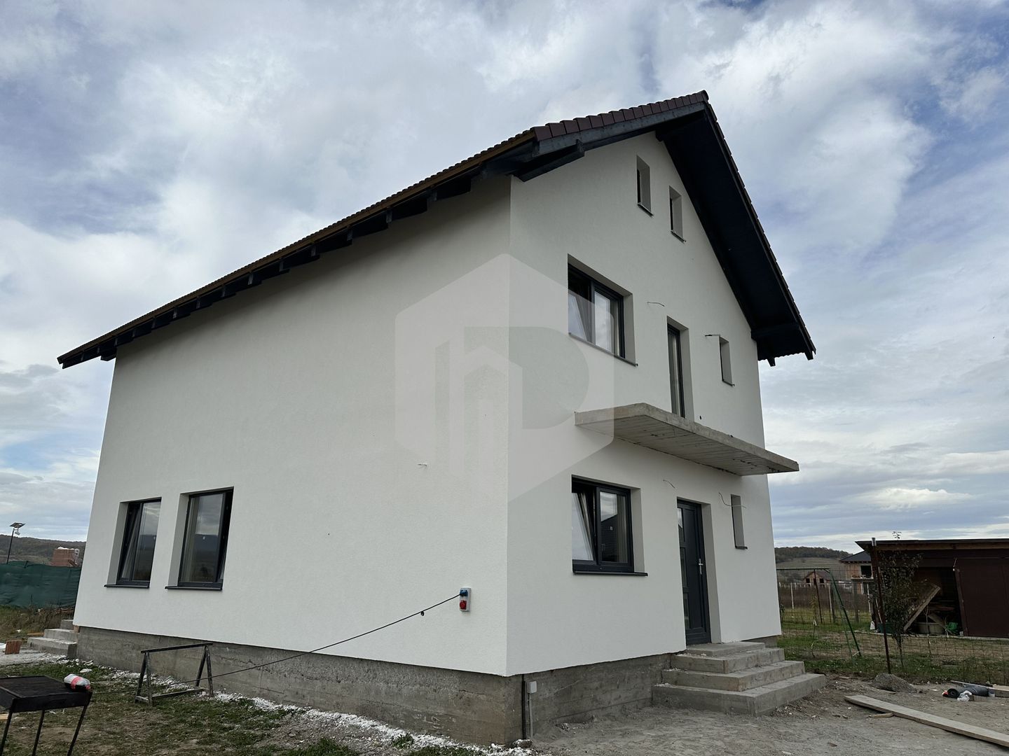 Casa individuala in Cristian | 5 camere | 4 Dormitoare | 158mpu - Poză 1