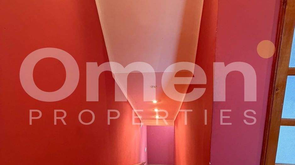 Apartament cu 3 camere | pe 2 niveluri | cu garaj | zona centrala | sat Arinis - Poză 11