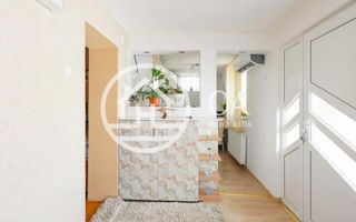 Apartament de vânzare la curte comună cu 3 camere, Ultracentral Oradea - Poză 9