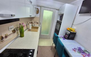 Apartament 3 camere etaj 4 de vânzare – Podu Roș, Aleea Rozelor, - Poză 9