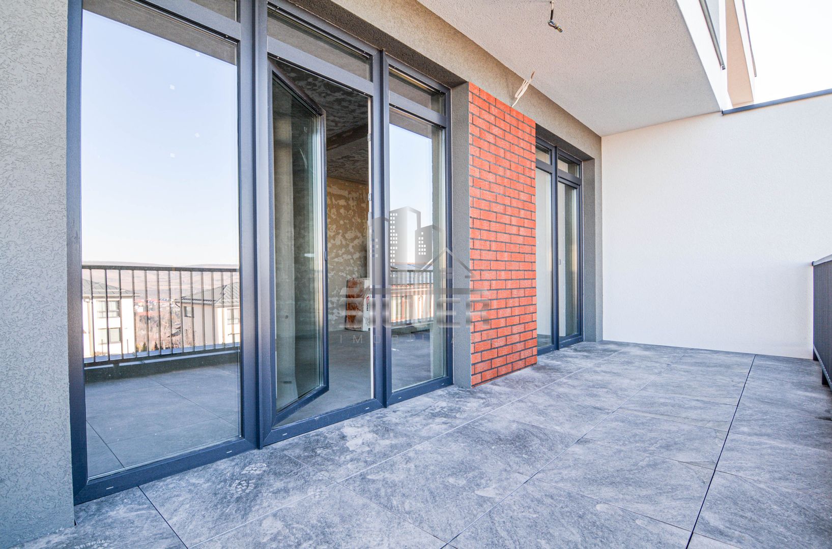 Casa tip Duplex cu demisol si terasa/CF. - Poză 4