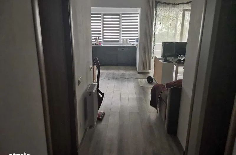 Apartament cu 1 camera in Ansamblul Luceafaru - Poză 2