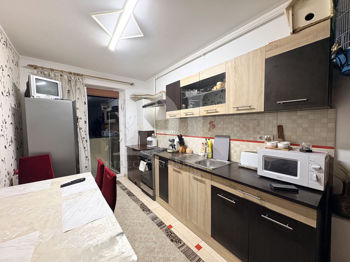 Apartament cu 2 dormitoare - zona Cetății Florești - Poză 1