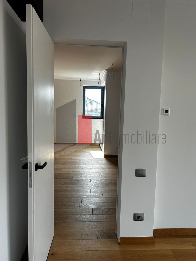 Apartament cu 3 camere - Zona Unirii - Poză 5