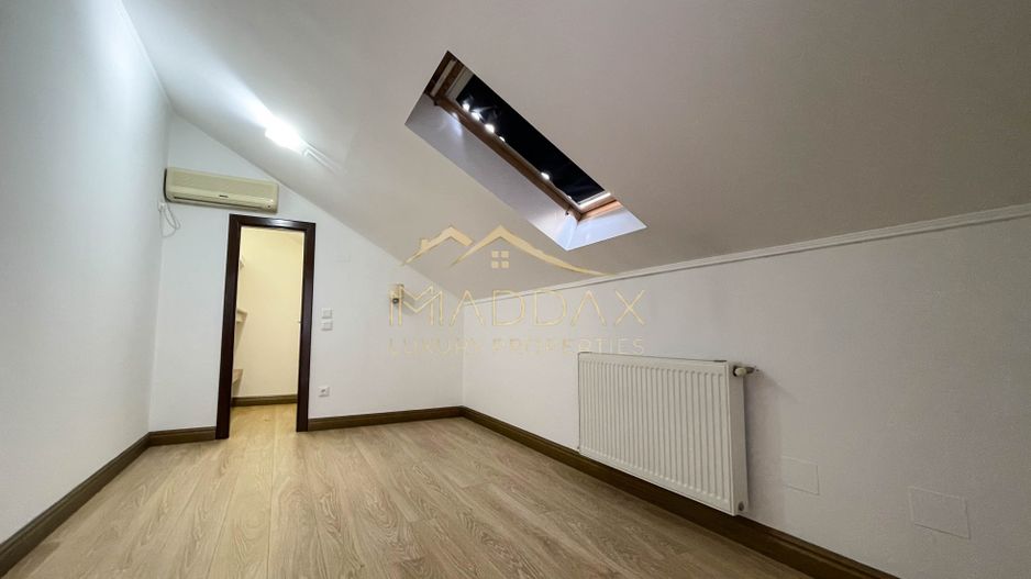 Amazing 6 Rooms Villa // Private Pool // 4 Parking Place / Erou Iancu Nicolae - Poză 42