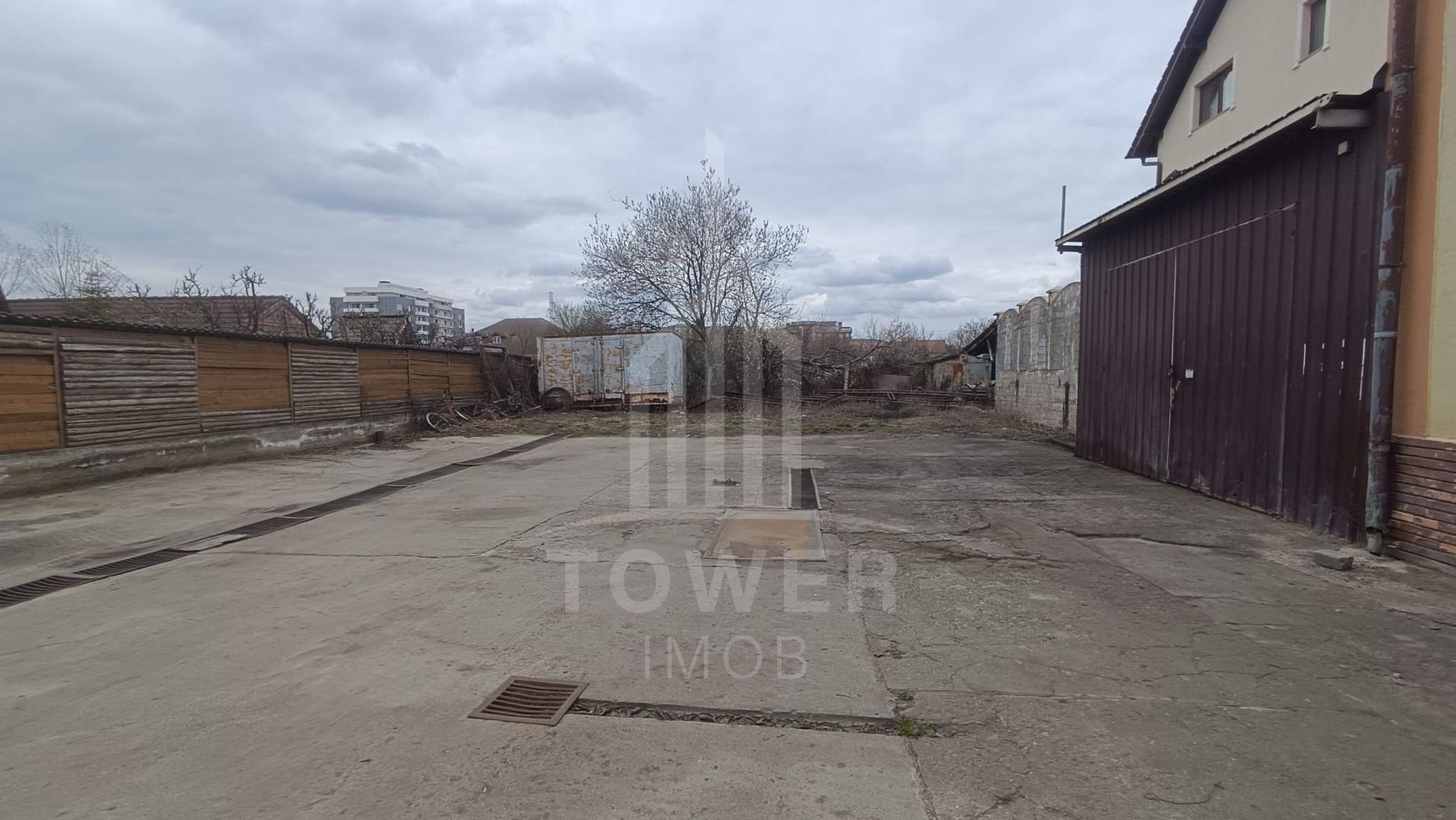 Hala cu curte inchisa zona Turnisor - Poză 8