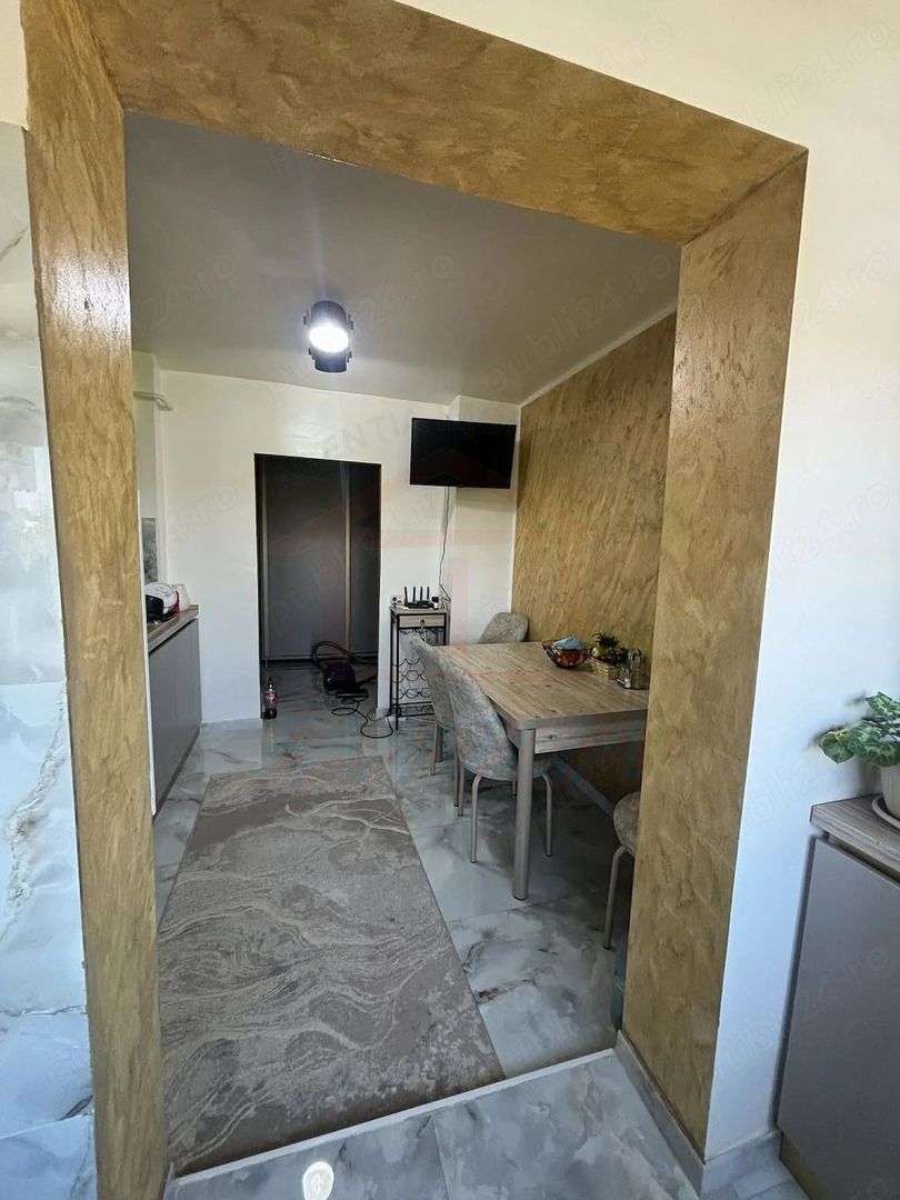 Vanzare apartament 2 camere, Micro 20, 57 mp, 82.000 EURO - Poză 2
