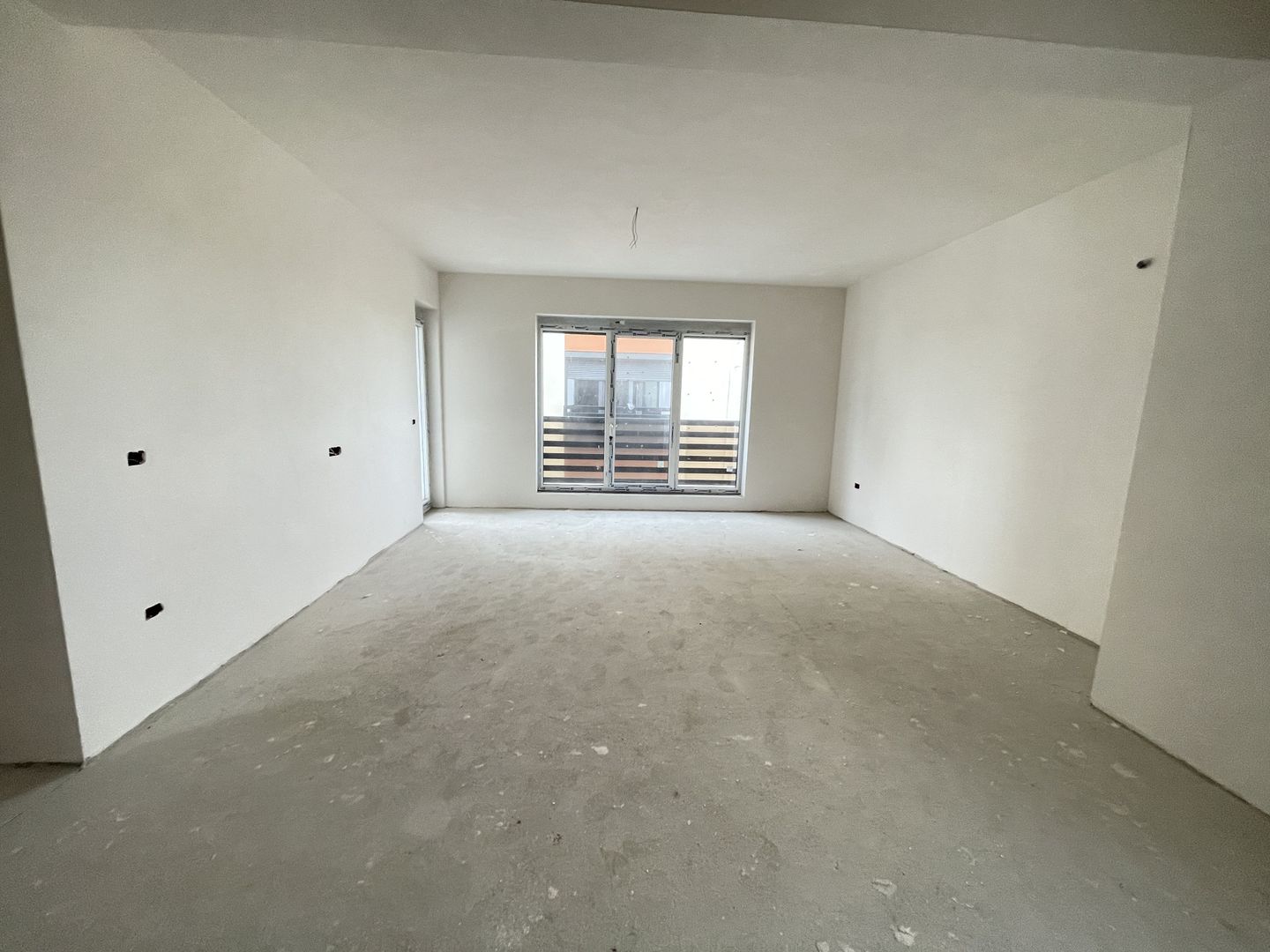 Apartament cu gradina in Dumbravita - Poză 3