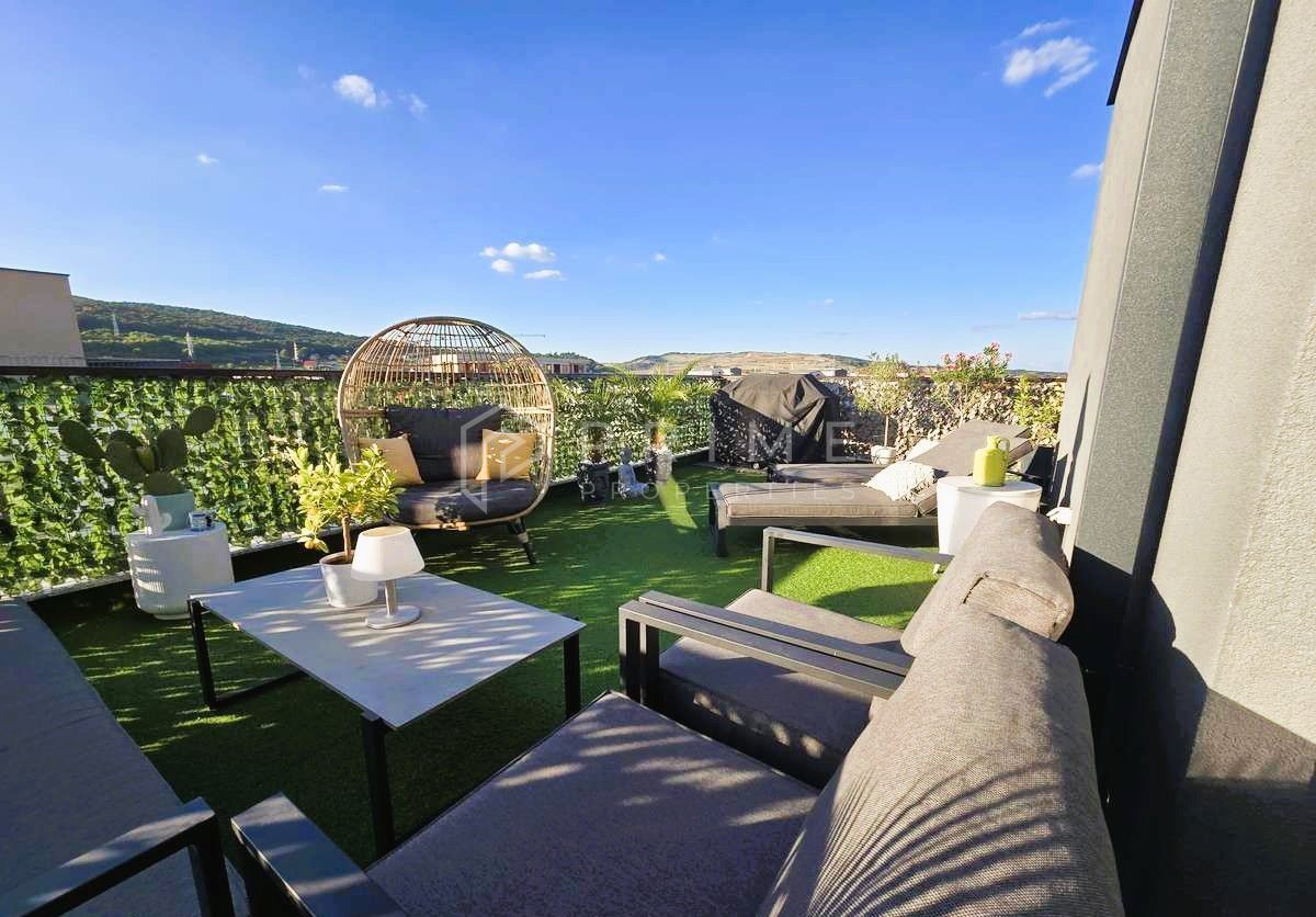 Penthouse 120 mp utili, 4 camere, cu terase generoase 60 mp, Unirii - Poză 11