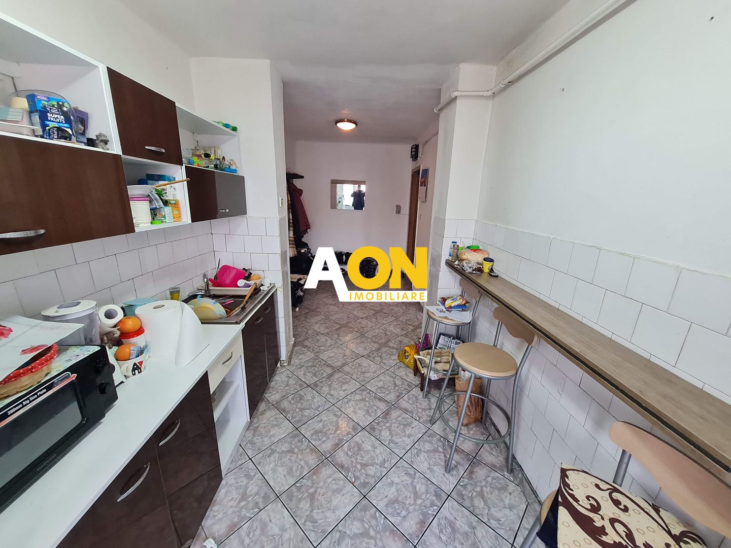 Apartament 4 Camere, 77 mp, Decomandat, Zona Cetate - Poză 1