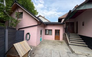 Casă de vânzare în centrul Rășinariului - COMISION 0% - Poză 4