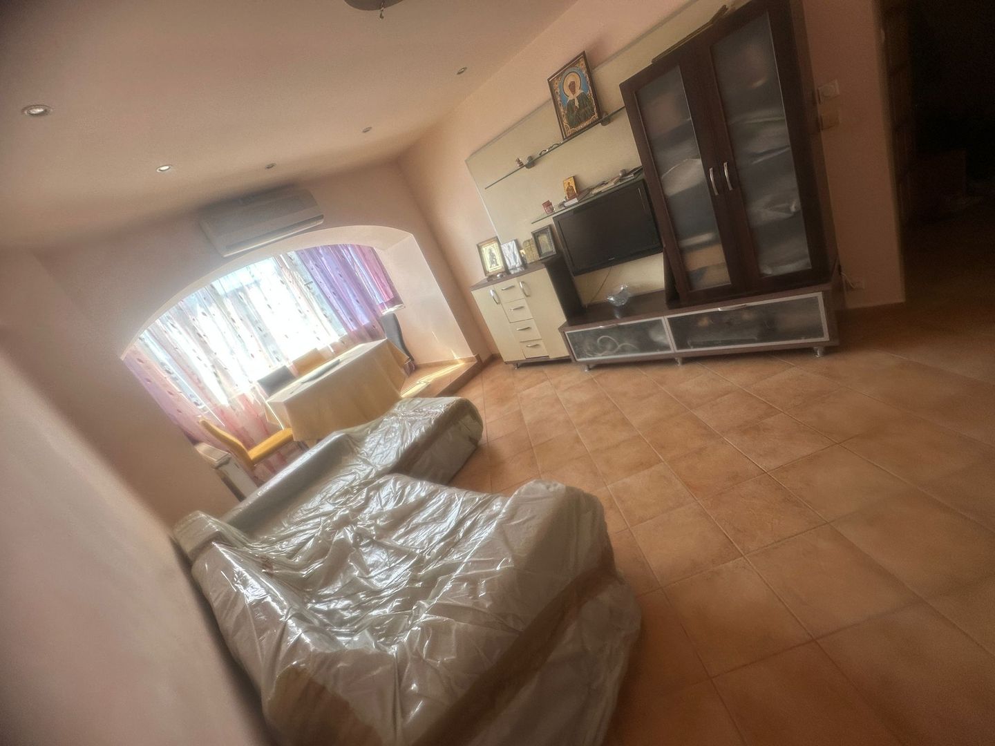 De vanzare aparatament 3 camere - zona Drumul Taberei - Poză 6