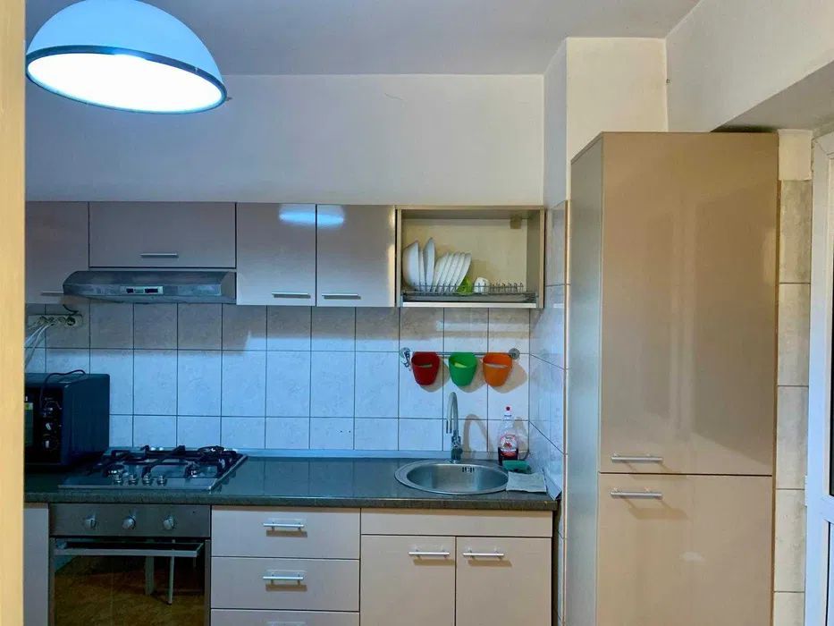 Apartament 2 camere metrou Stefan cel Mare - Poză 4