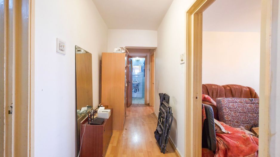 Apartament 4 camere, 2 băi, 2 balcoane, bloc reabilitat - Poză 8