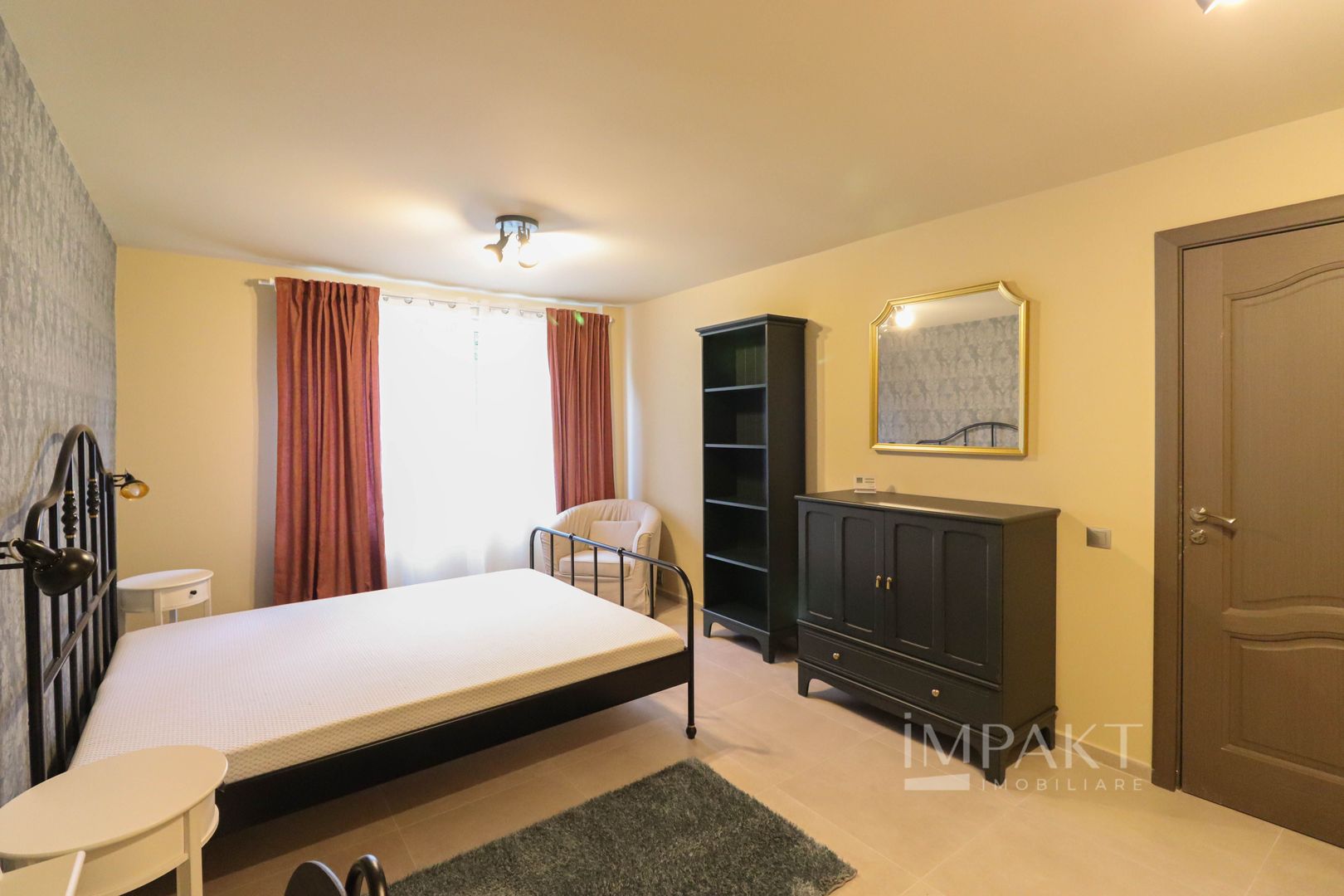 Apartament super cu 4 camere aflat in zona  Parcului Central! - Poză 3