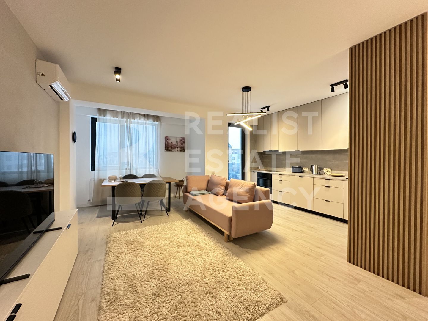 Chirie, 2 camere + loc de parcare, Pipera, prima inchiriere - Poză 1