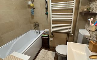 Apartament de 3 camere, garaj, 60mp, zona UltraCentrala - Poză 12