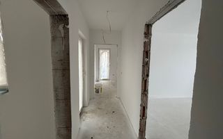 Casa Quadruplex | 4 Camere | 110MPU | Curte 60MP | 2 Balcoane - Poză 1